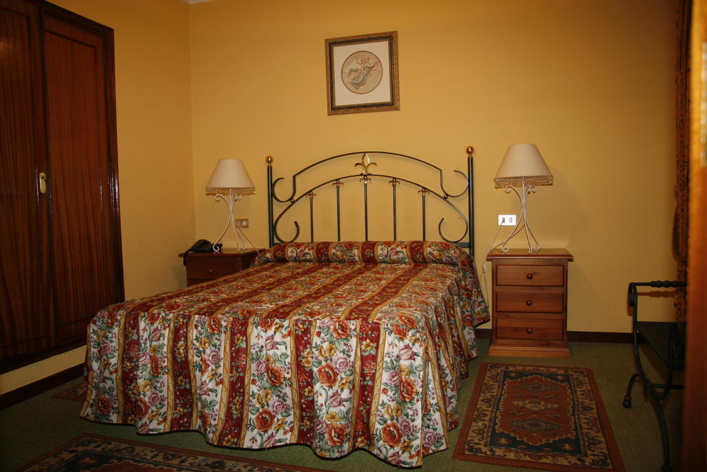 Hotel San Rosendo Ourense Cameră foto